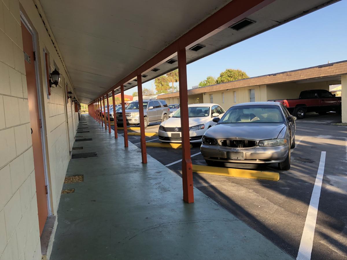 Sunset Inn- Fort Pierce, Fl Exterior photo